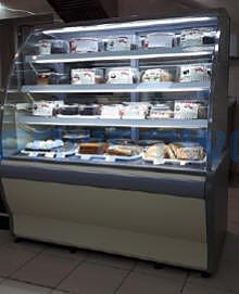 Витрина кондитерская ENTECO MASTER ВИЛИЯ PREMIUM 125 ВВ(К) (встроенный агрегат) с боковинами — фото 5